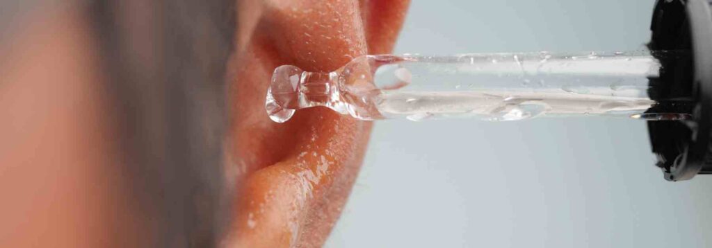 Private ear microsuction