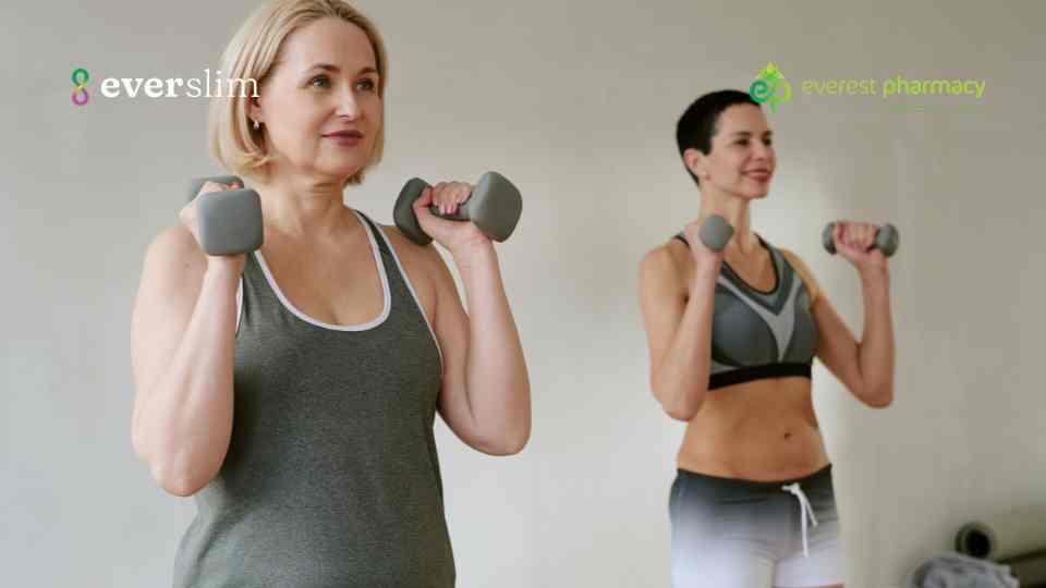 Women strength training to support weight loss